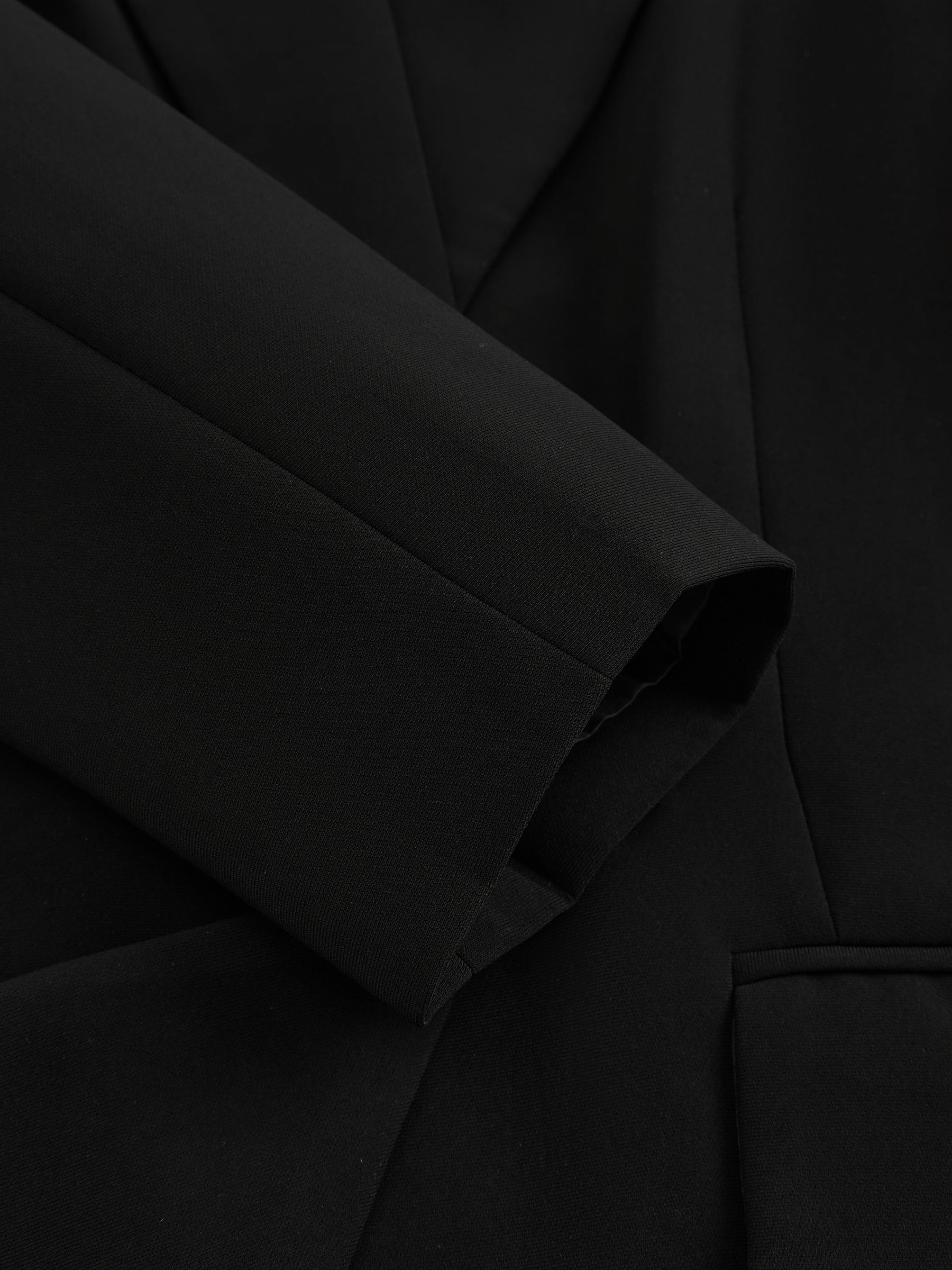 Set Blazer e Pantaloni Donna - Design con Pieghe Frontali per Stile Professionale