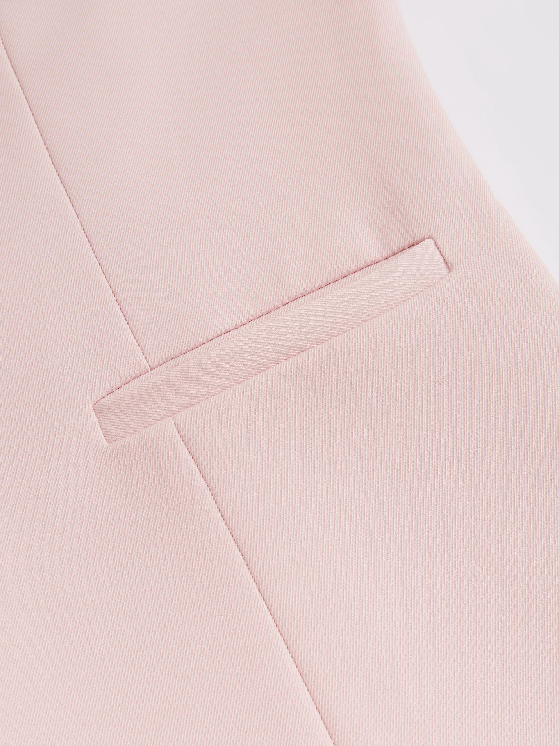 Blazer slim fit da donna: elegante blazer monopetto, adatto per l'ufficio e le occasioni formali.