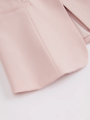 Blazer slim fit da donna: elegante blazer monopetto, adatto per l'ufficio e le occasioni formali.