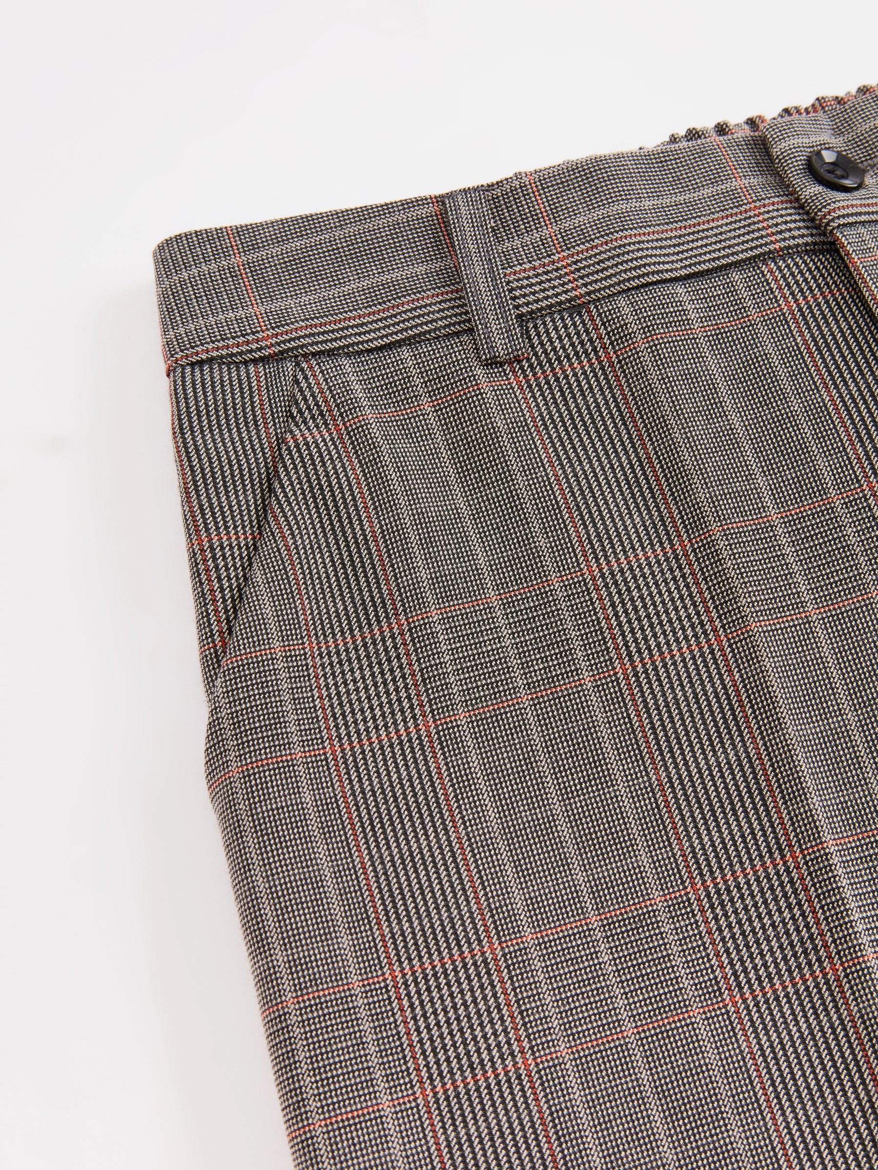 Giacca e Pantaloni Donna - Set Completo per Stile Professionale e Quotidiano