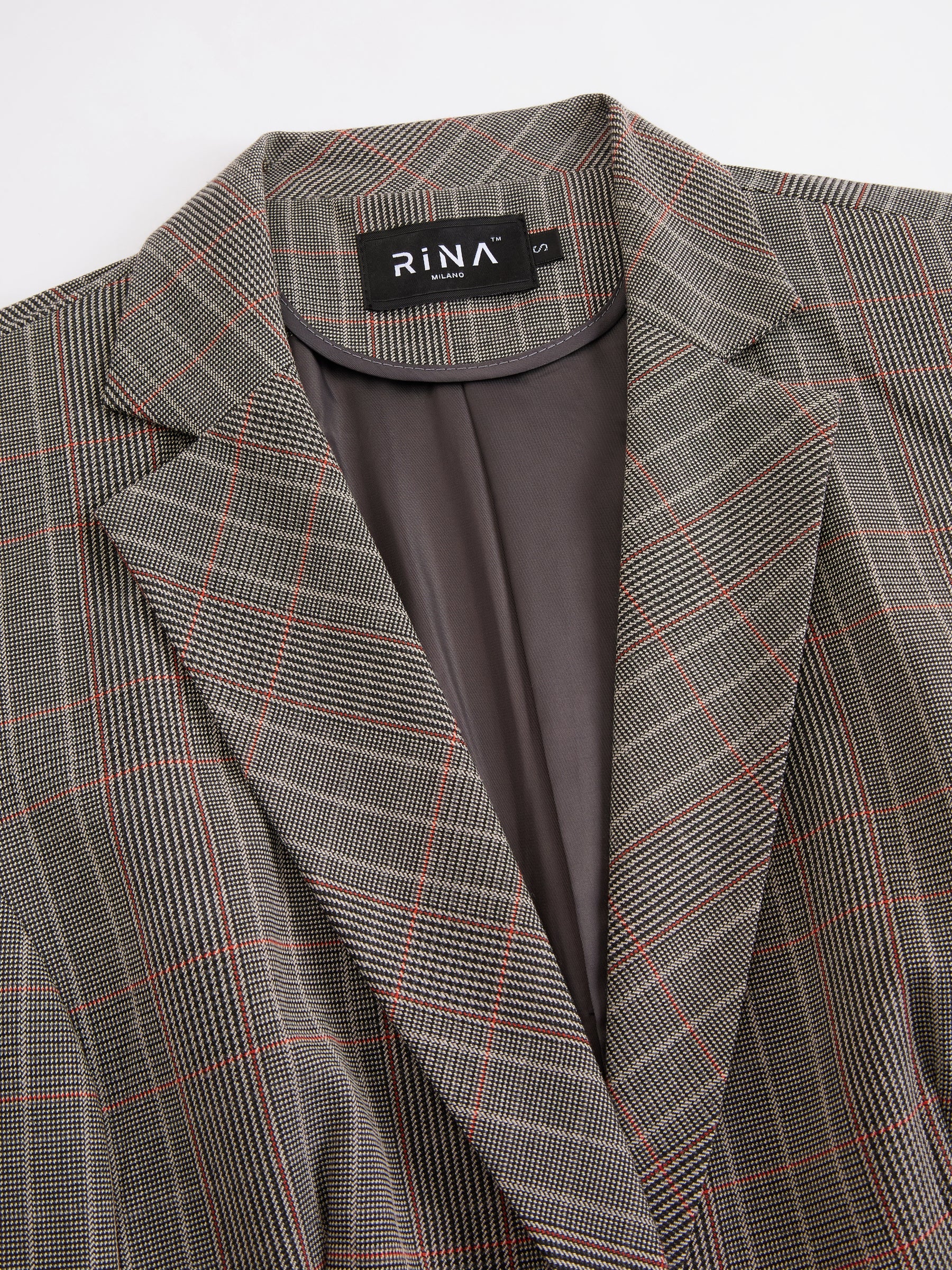 Giacca e Pantaloni Donna - Set Completo per Stile Professionale e Quotidiano