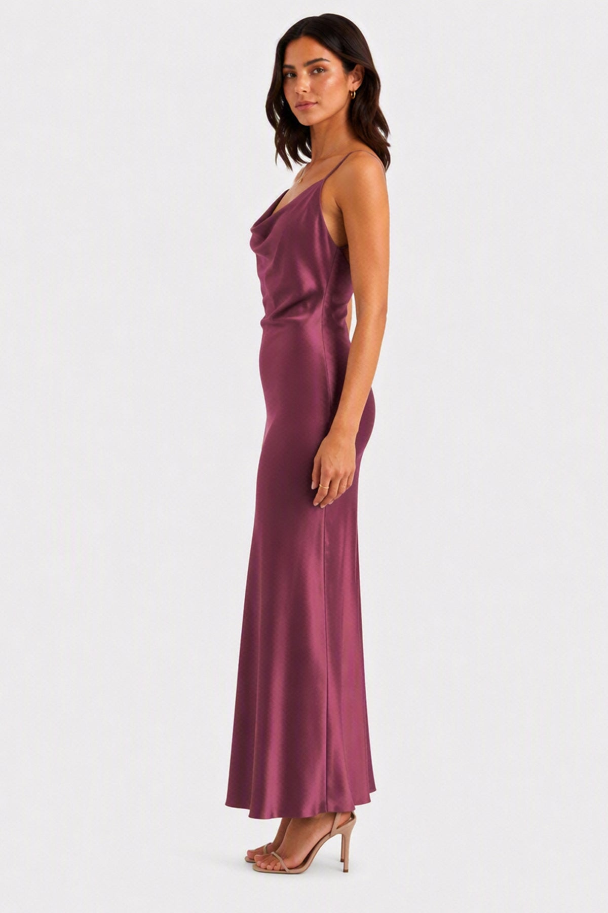 Abito Midi in Satin con Spalline e Scollatura a Collo d'Anatra - Eleganza Senza Tempo per Serate -9