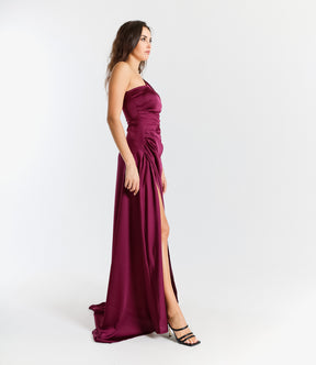 Abito Bordo in tessuto lucido con svasatura decorativa, per uno stile glamour e sofisticato.