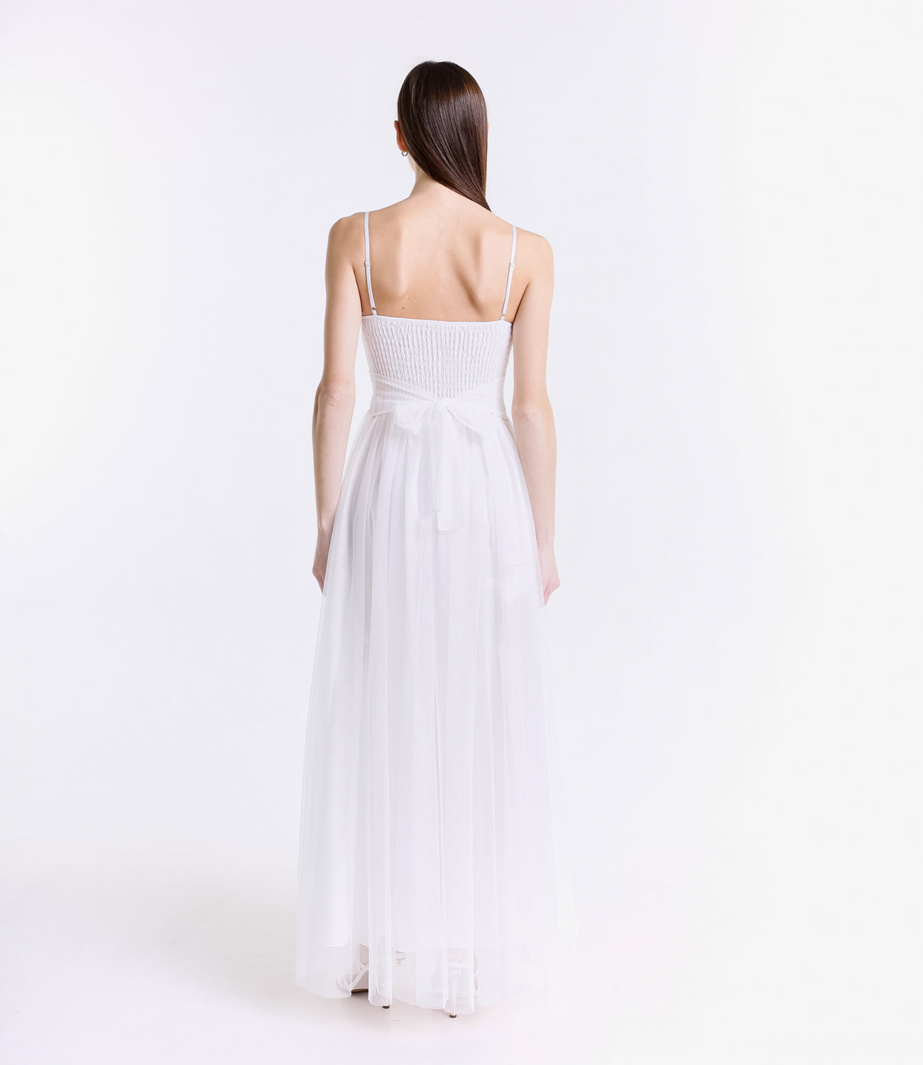 Abito da cerimonia bianco in tulle trasparente, design romantico