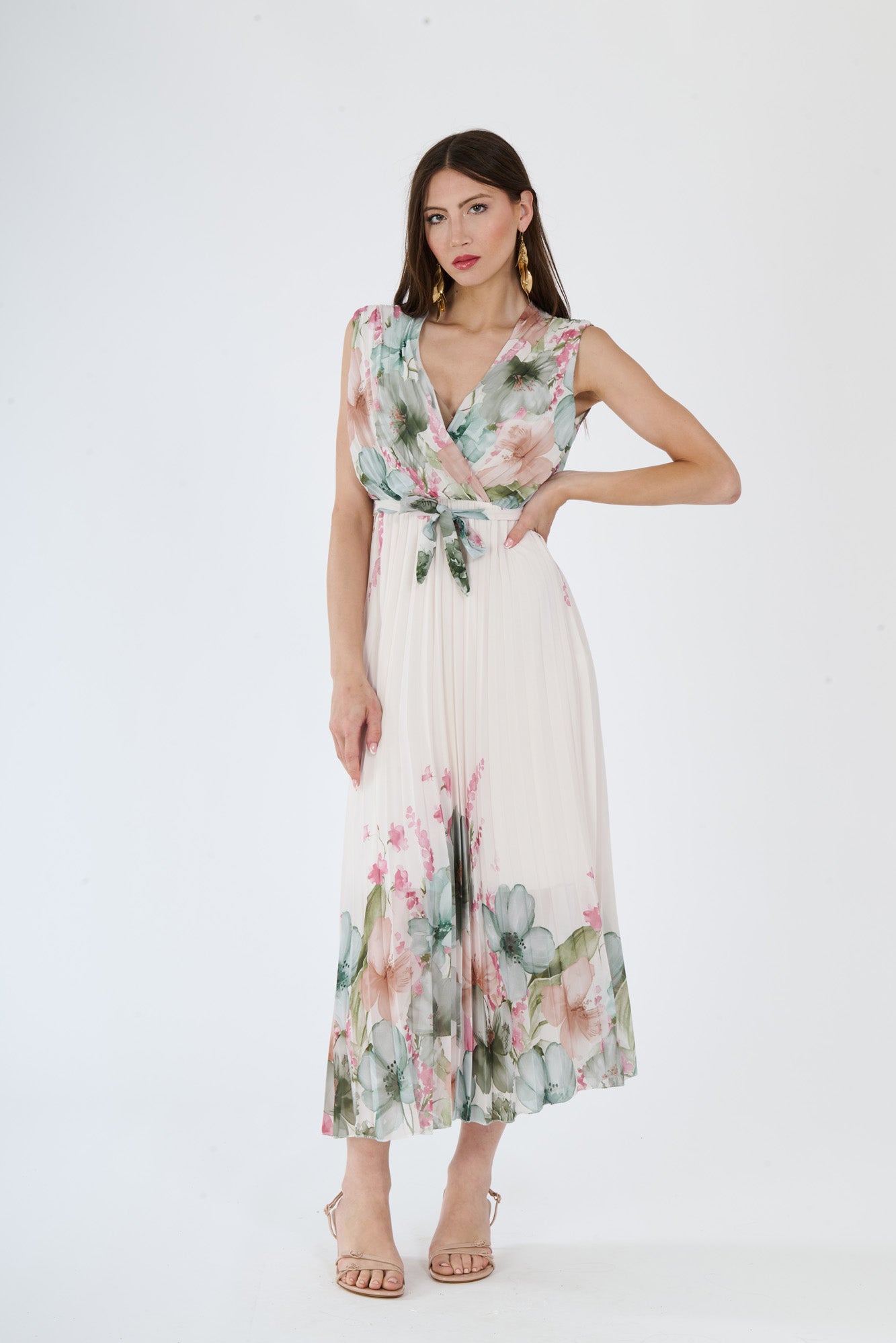 Abito estivo Salvia con stampa floreale, scollatura a V, design senza maniche e cordoncino alla vita