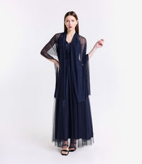 Abito formale navy con taglio drammatico, ideale per occasioni formali