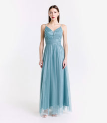 Abito lungo salvia in tulle sobrio, spalline sottili e scollo a V
