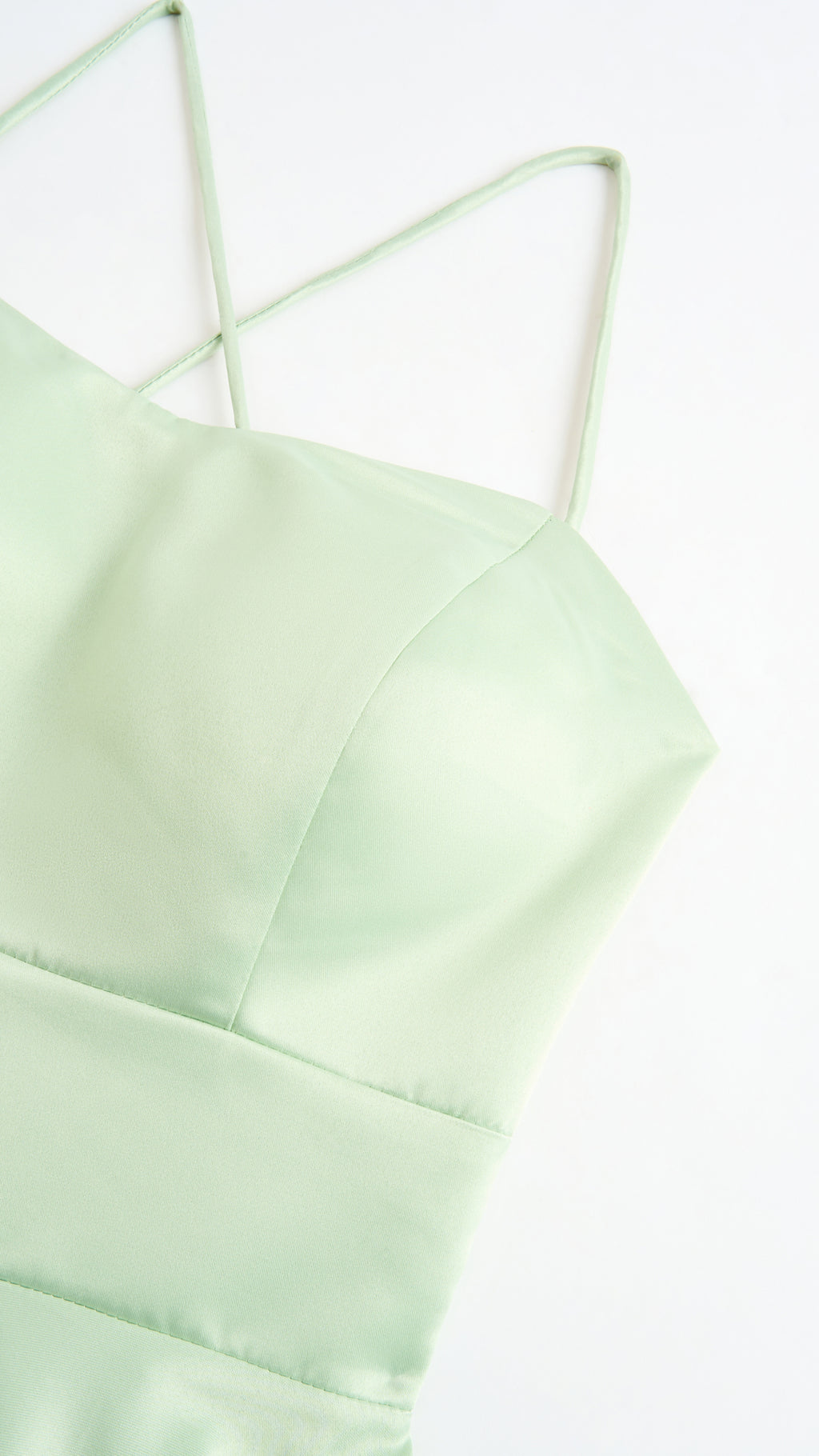 Abito Lungo Elegante in Raso con Spalline Sottili –  “Estella”（副本）