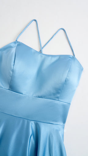 Abito Lungo Elegante in Raso con Spalline Sottili –  “Estella”