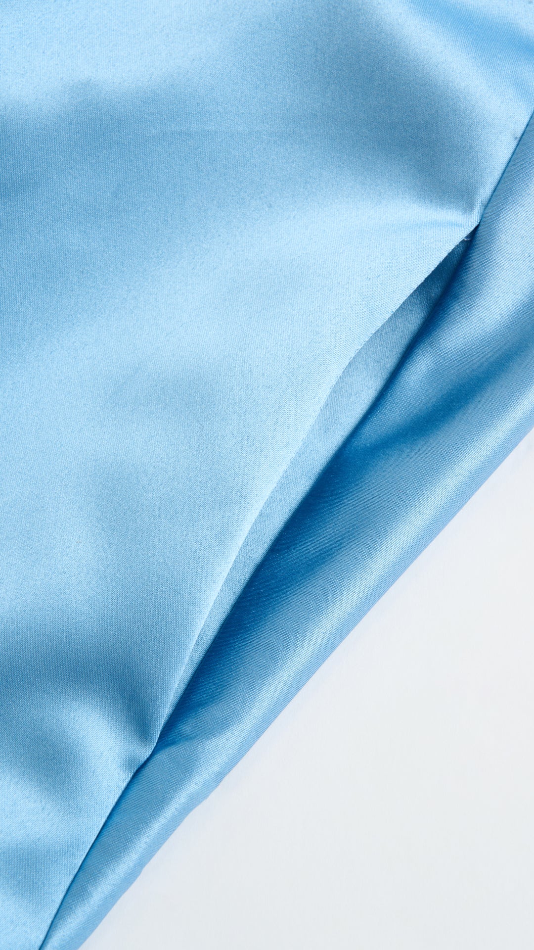 Abito Lungo Elegante in Raso con Spalline Sottili –  “Estella”