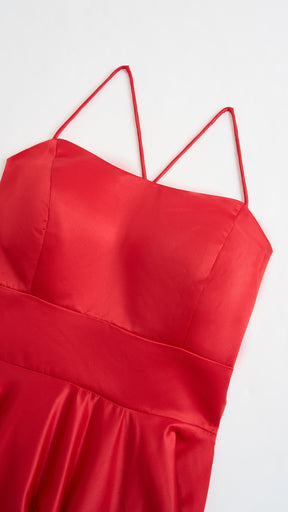 Abito Lungo Elegante in Raso con Spalline Sottili –  “Estella”
