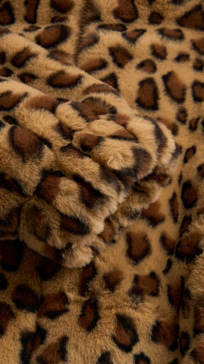 Giacca con cappuccio in peluche sintetica con zip e coulisse