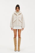 Giacca Corta Invernale Donna in Peluche Sintetico Trapuntato, Cappuccio, Chiusura Nascosta, Giacca Casual Morbida Panna-1