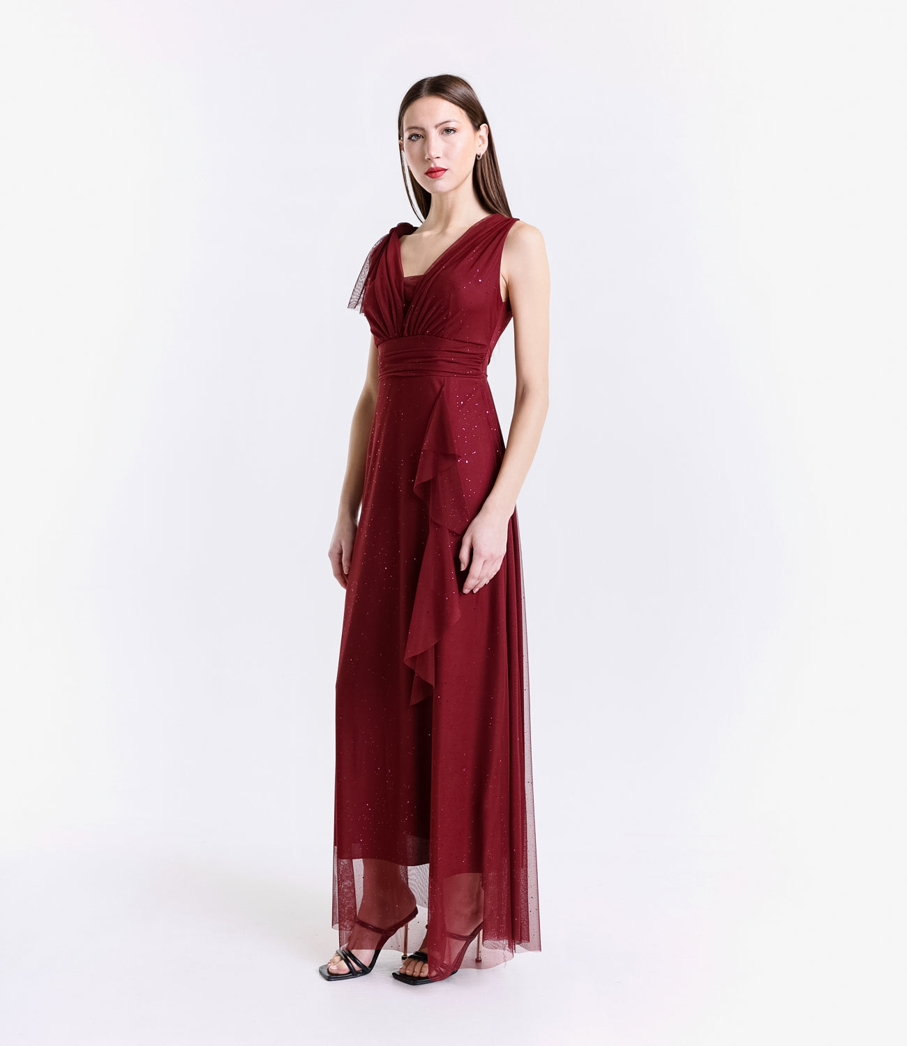 Lungo vestito vino, stile elegante e accento intenso