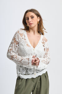 Maglione in pizzo bianco con bottoni e design all-over crochet
