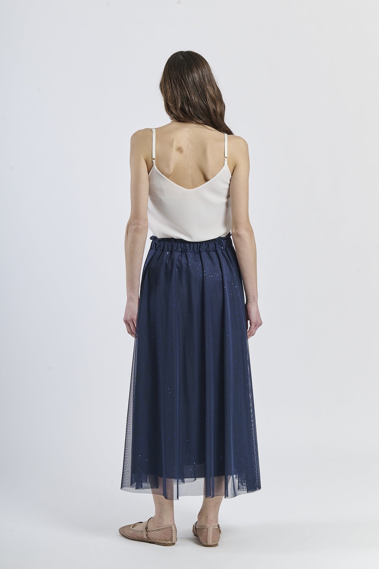 Top rosa e gonna navy, classico e elegante