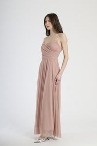  Tulle rosa antico elegante, decolleté profondo, stile lussuoso