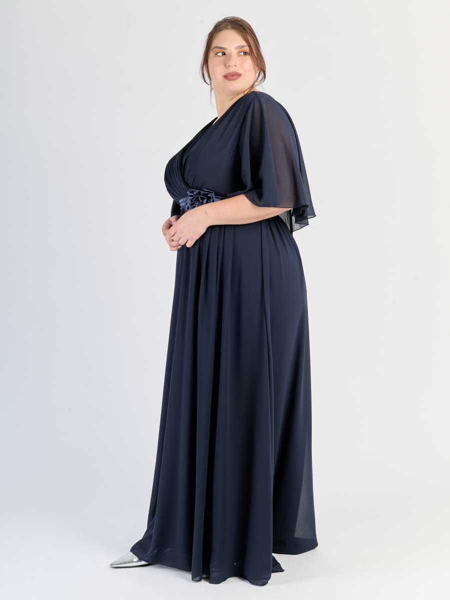 Vestito Navy con maniche a 3/4, flusso raffinato