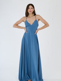 Vestito da giorno jeans con tessuto spalmato e silhouette comoda.