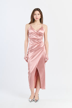 Vestito rosa antico sexy, decolleté profondo, aperto laterale, per eventi lussuosi
