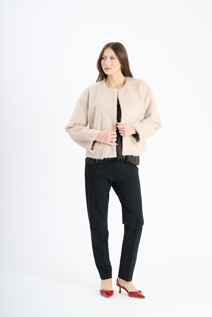 Giaccetta corta in pelliccia sintetica, stile casual e versatile