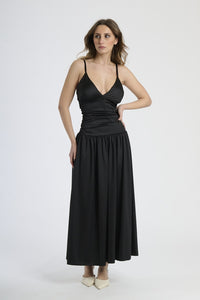 Rochie lungă Fatima cu talie mulată și fustă largă 