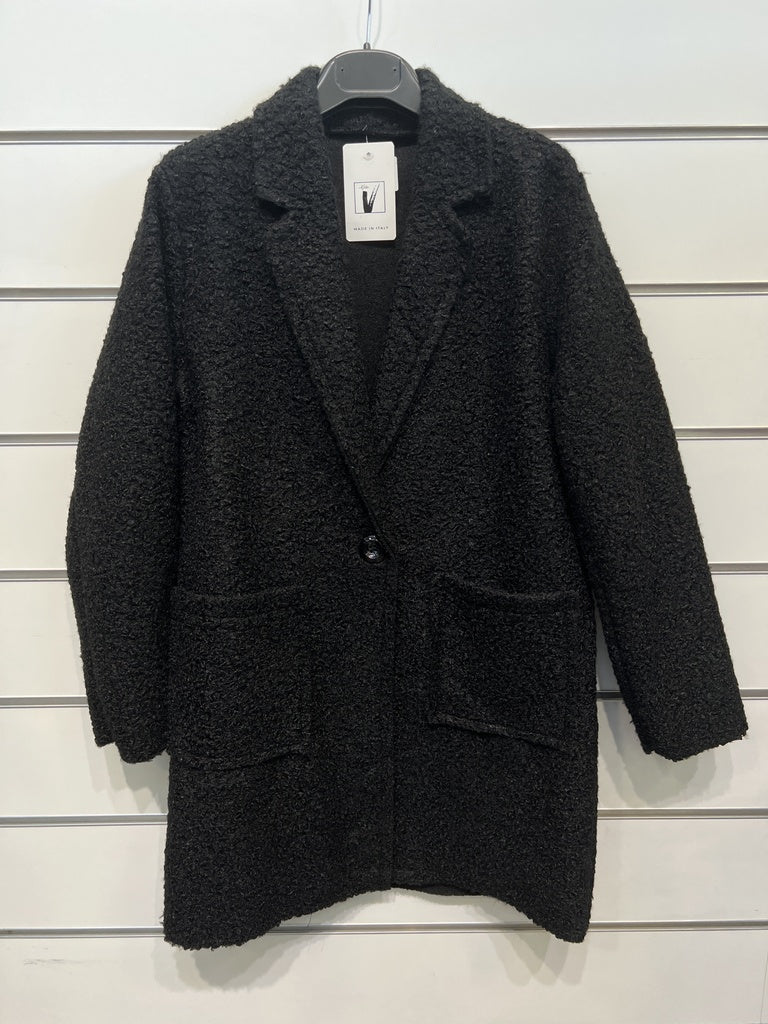 Cappotto Giacca Nolina – Taglio dritto e tasche frontali
