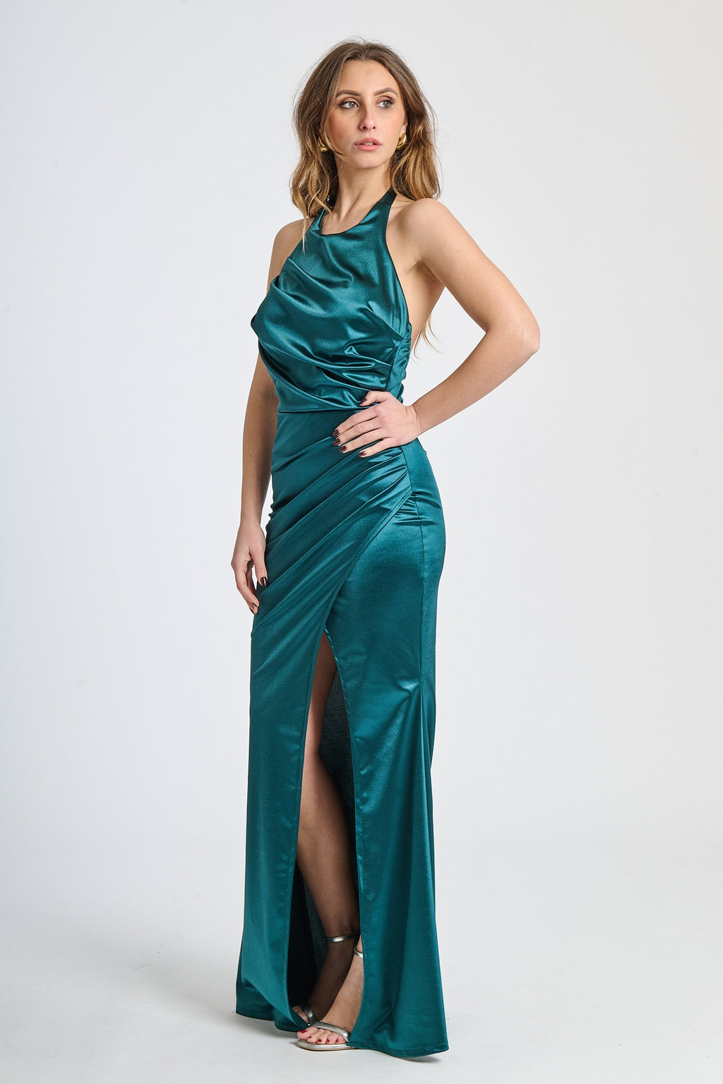 Abito verde.S da sera con scollo a halter e fessura laterale