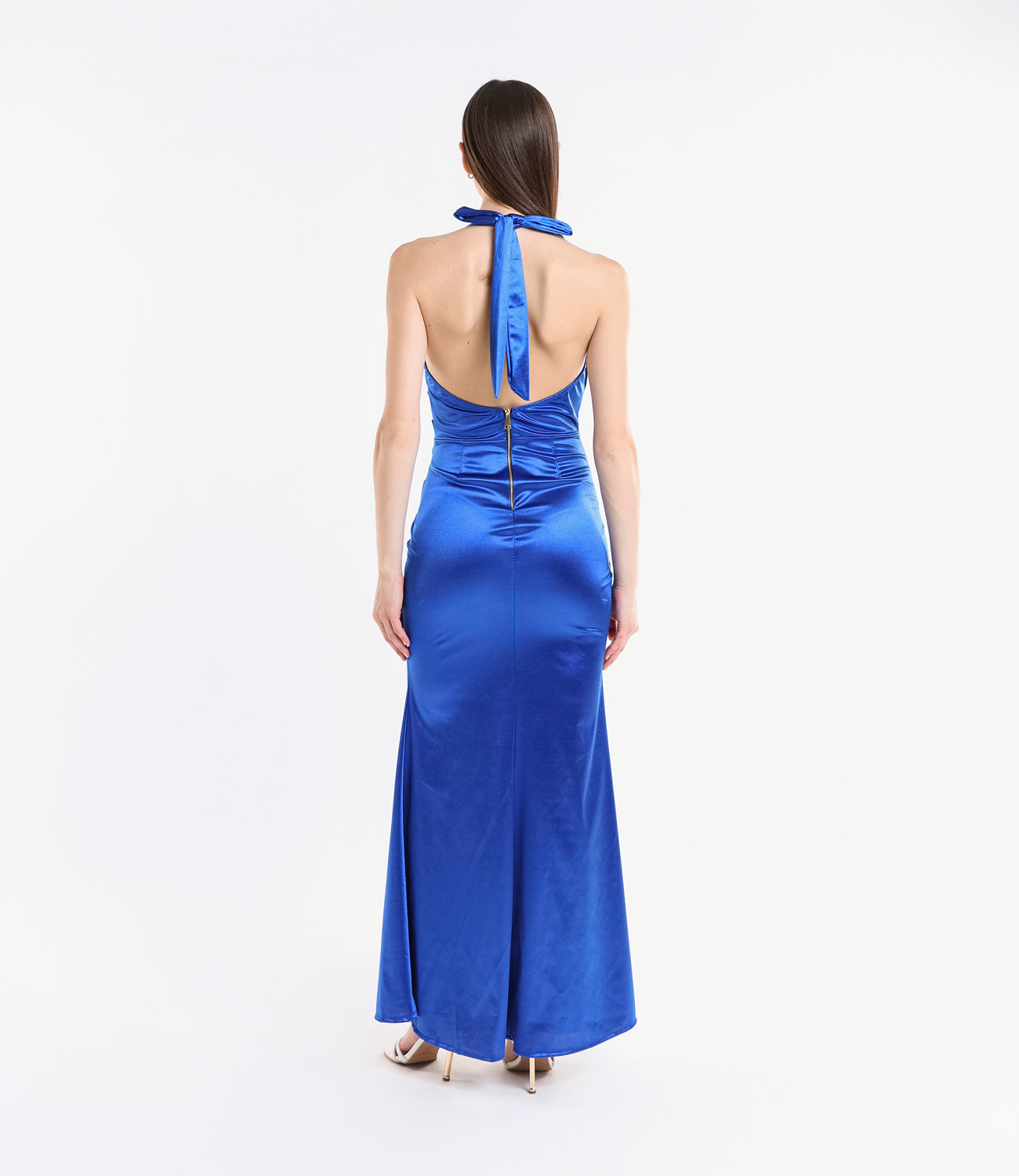 Abito formale bluette in raso, perfetto per occasioni eleganti