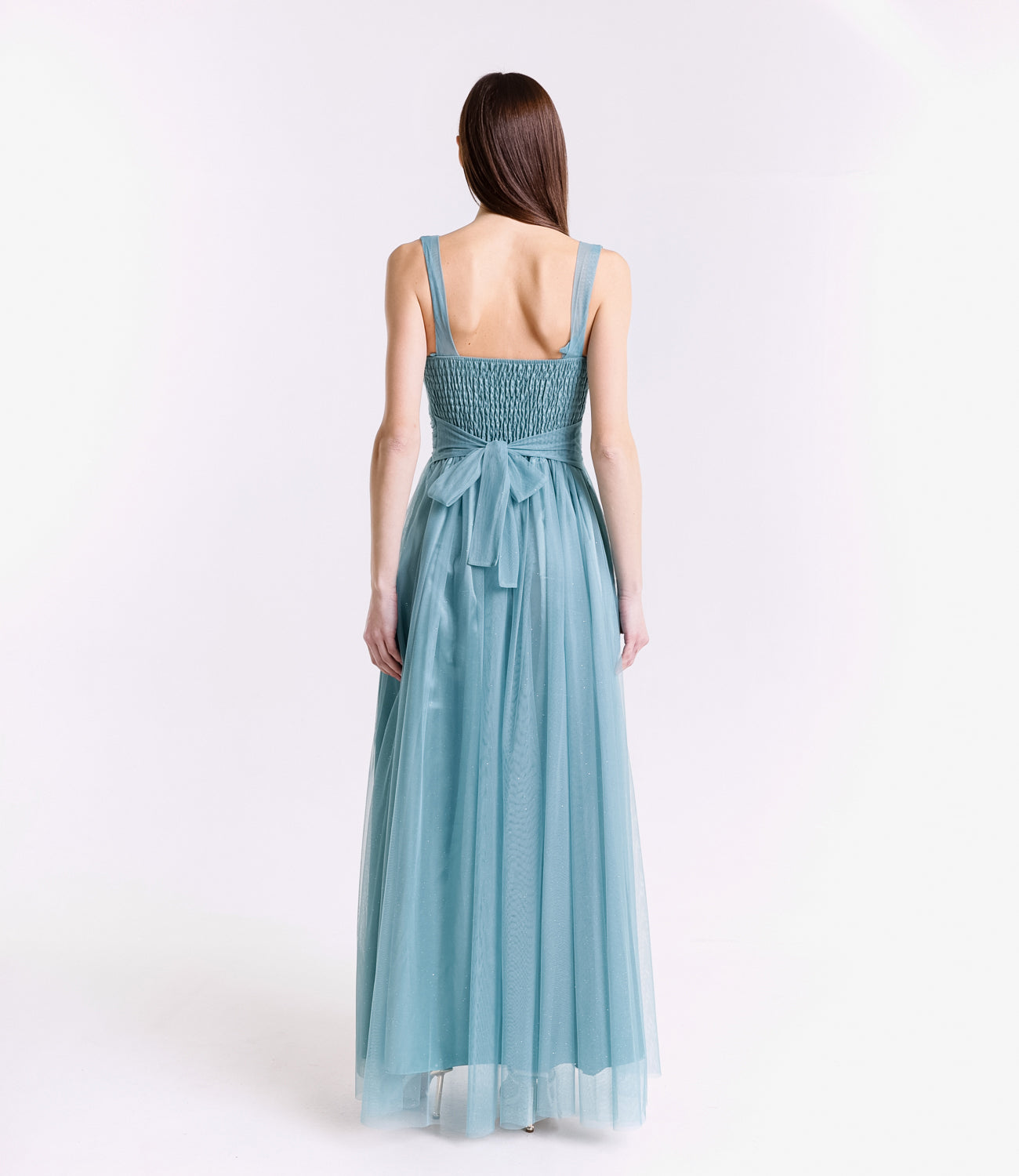 Abito salvia con scollo a V, eleganza delicata per cerimonie