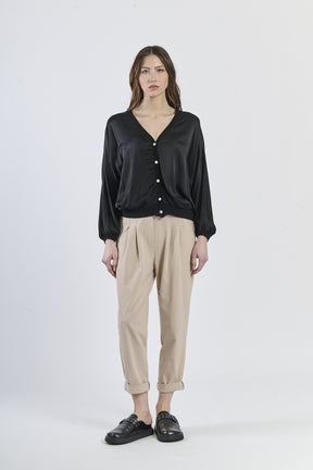 Cardigan nero classico concollo a V