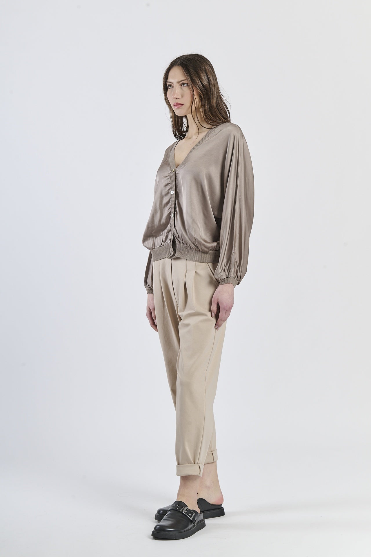 Cardigan tabacco elegante concollo a V