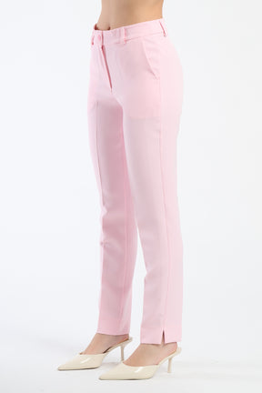 Pantaloni rosa baby in tessuto morbido, comfortevoli e adorabili.