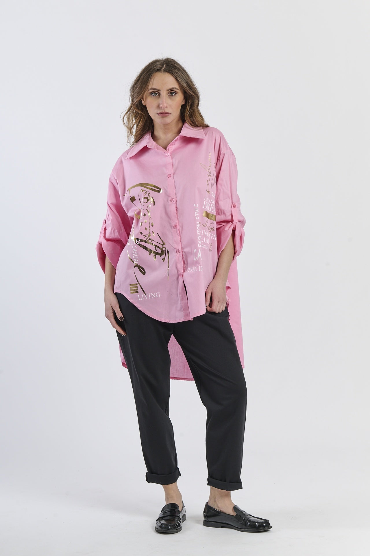 Camicia rosa oversize, idea fresca per la primavera