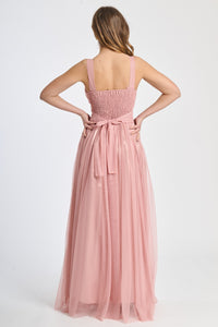 Abito lungo rosa baby senza maniche, ideale per eventi estivi e cerimonie
