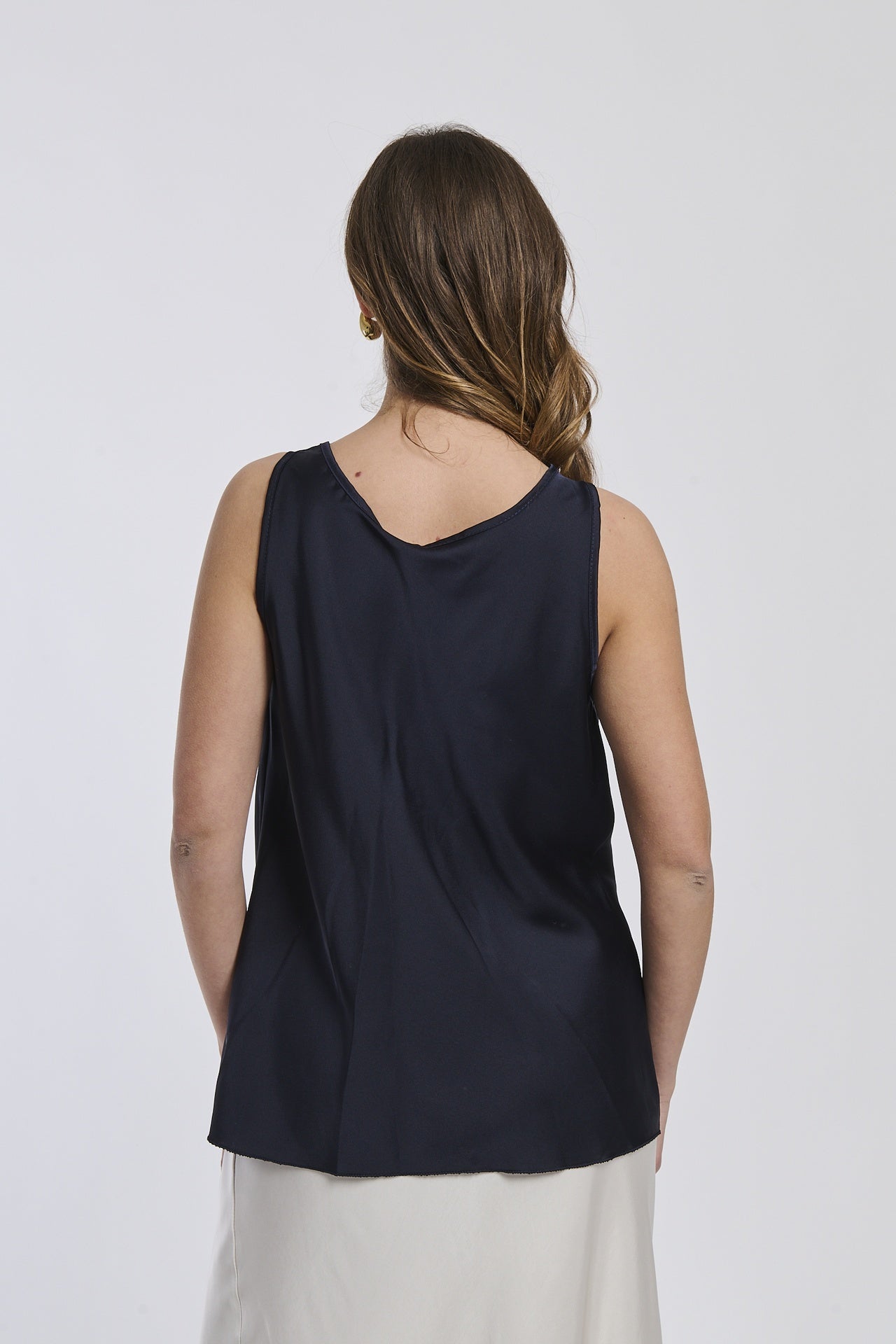 Canotta navy dalcollo avvolgente elegante