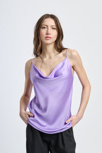 Top lilla a spalline sottili dal colore delicato