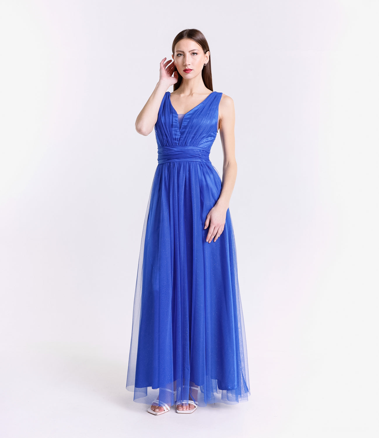 Abito da festa bluette in tulle, colore delicato e rilassante