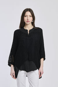 Maglione nero a maglia opaca con colletto e maniche slim