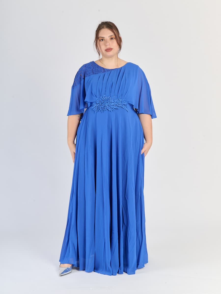 Bluette in raso con silhouette dritta