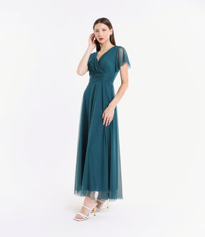 Tulle ottanio accattivante, scollo profondo, maniche ruffle, atmosfera affascinante