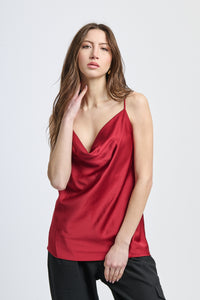 Top bordeaux a spalline sottili dal colore intenso