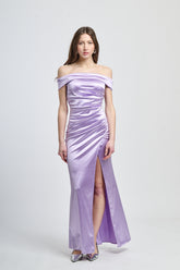Abito lungo lilla in raso affascinante, scollo a spalline nude e gonna con slittino, design romantico