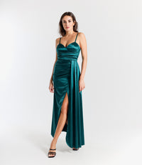 Abito lungo verde.S in raso naturale, spalline sottili e scollatura a V profonda, design rinfrescante