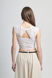 Canotta elegante bianco, silhouette slim con dettagli artigianali