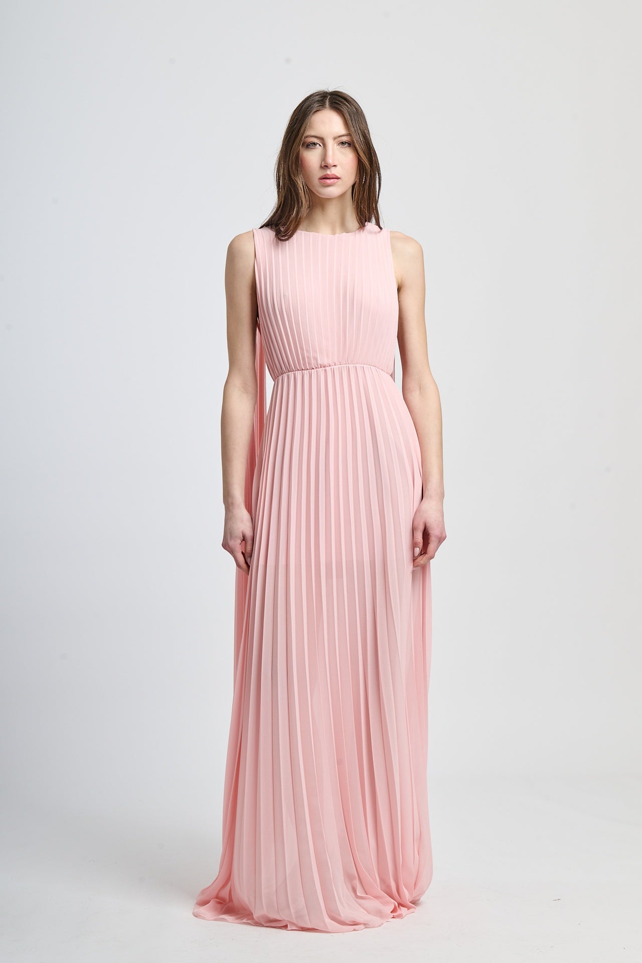 Abito elegante rosa con apertura