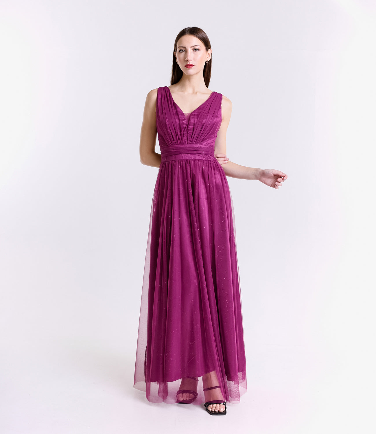 Abito da festa ciliegio in tulle, dolce e romantico per il bridal party