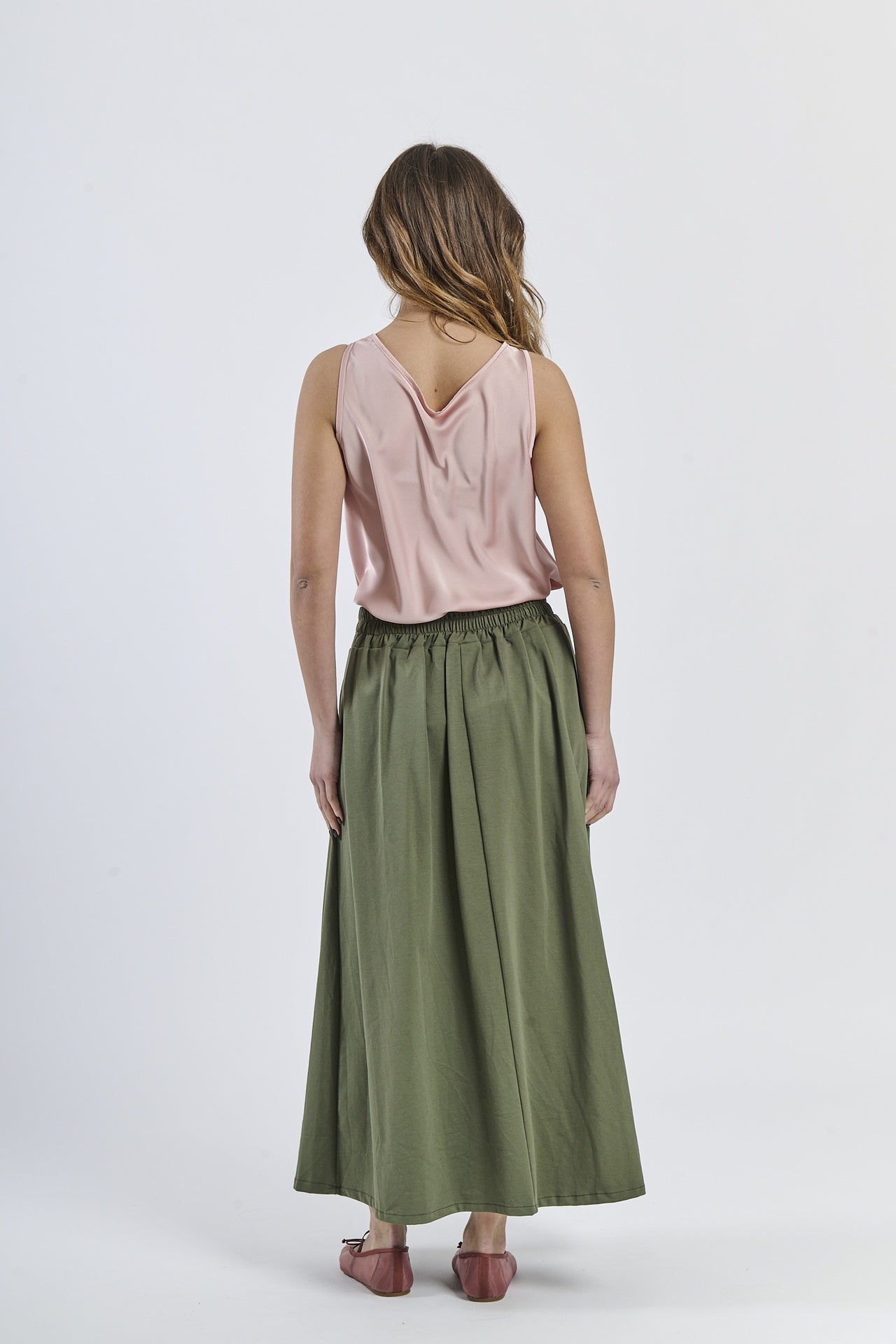 Felpa oversize con dettagli stilizzati, base versatile per il guardaroba