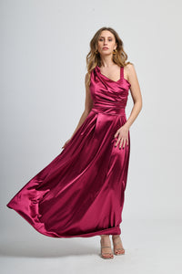 Abito da cerimonia bordo con spalla unica e falda fluida