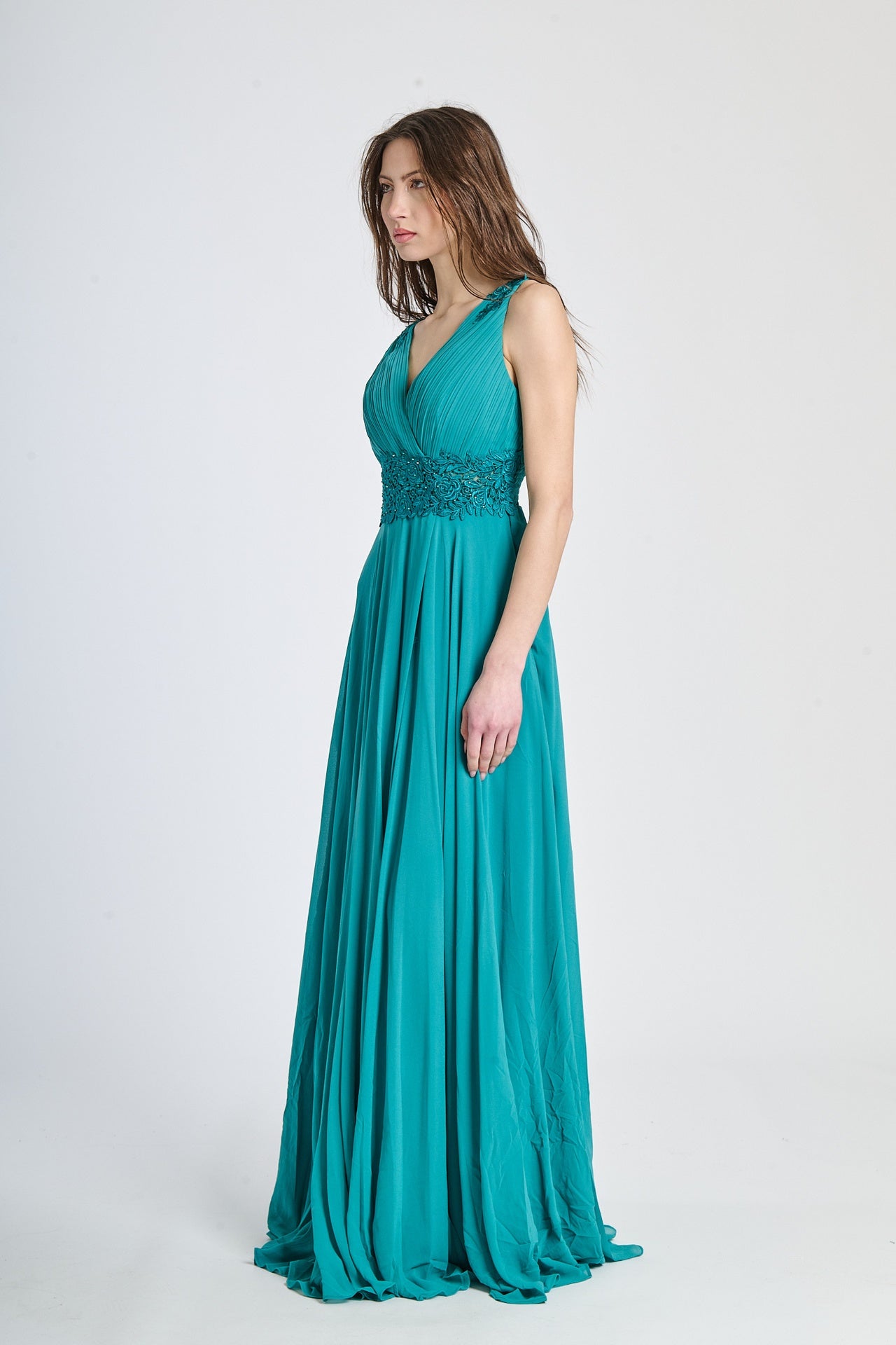 Abito formale verde acqua in tulle, perfetto per eventi estivi